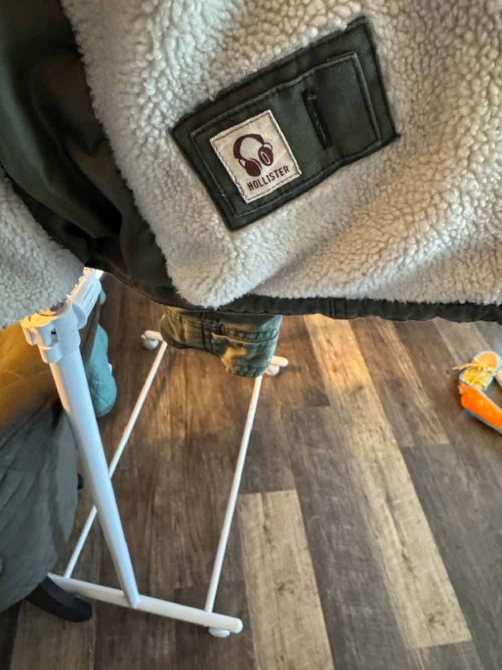 Hollister Olive Utility Jacket with Shearling Trim - Picture 4 of 6